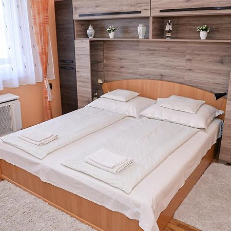 Lilla Vendeghaz Villa Hajdúszoboszló Dış mekan fotoğraf